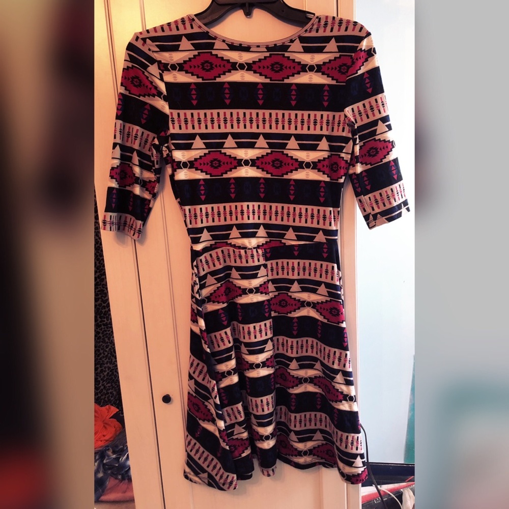 Small Aztec patterned Rue21 Dress - Picture 2 of 2